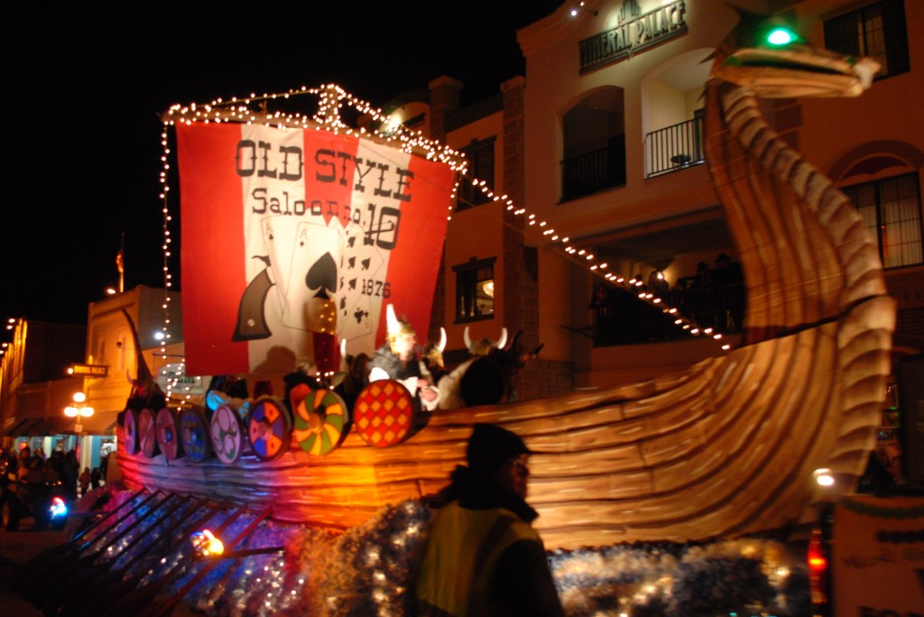 photo Deadwood SD Mardi Gras parade